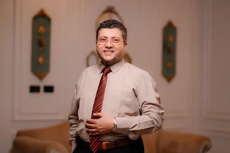 د. هشام غريب