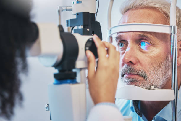 علاج المياه البيضاء بالليزر: استعادة الرؤية باستخدام أحدث تقنيات الطب Laser Cataract Surgery
